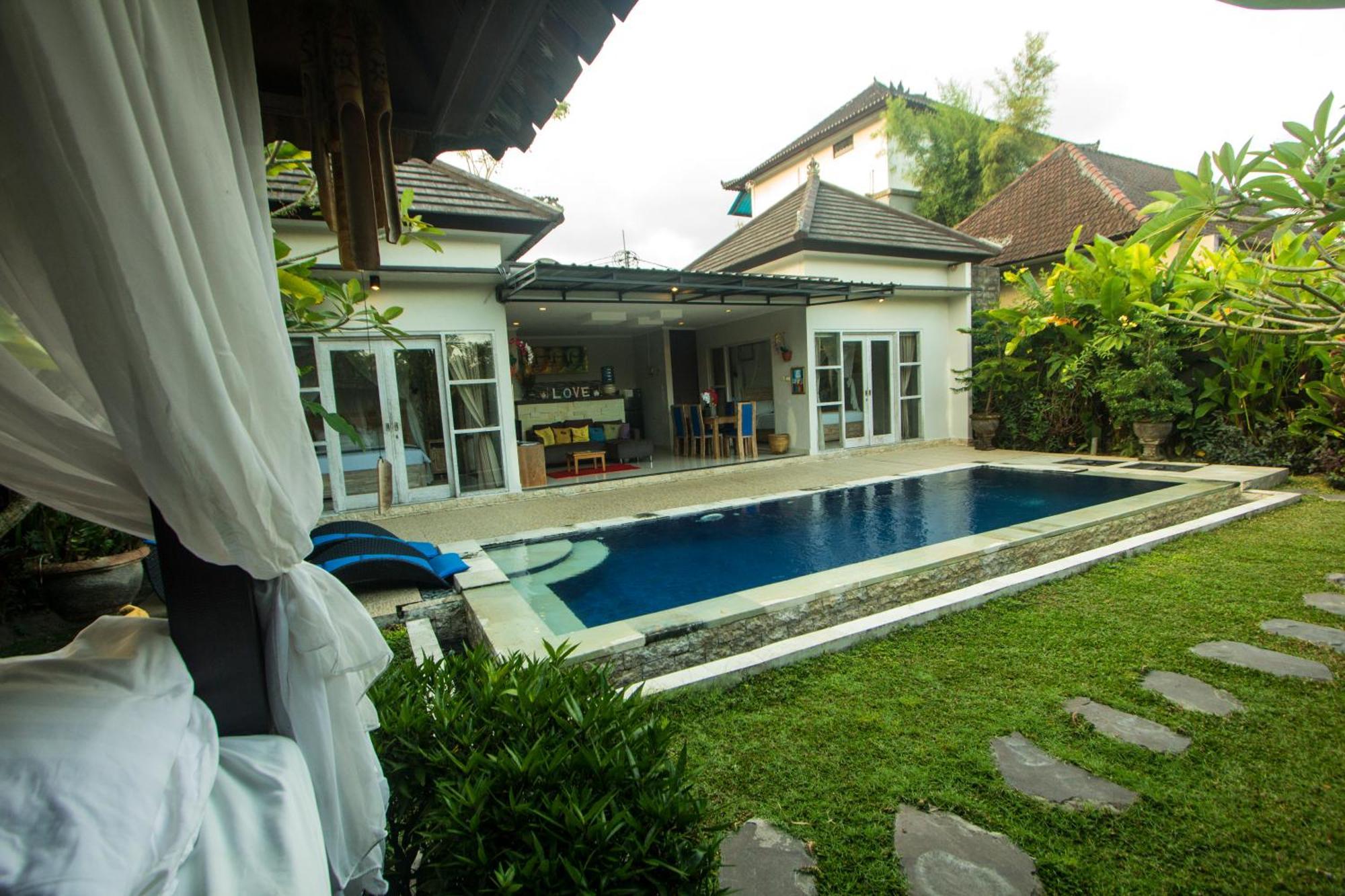 Ratna Villa Ubud Exteriér fotografie